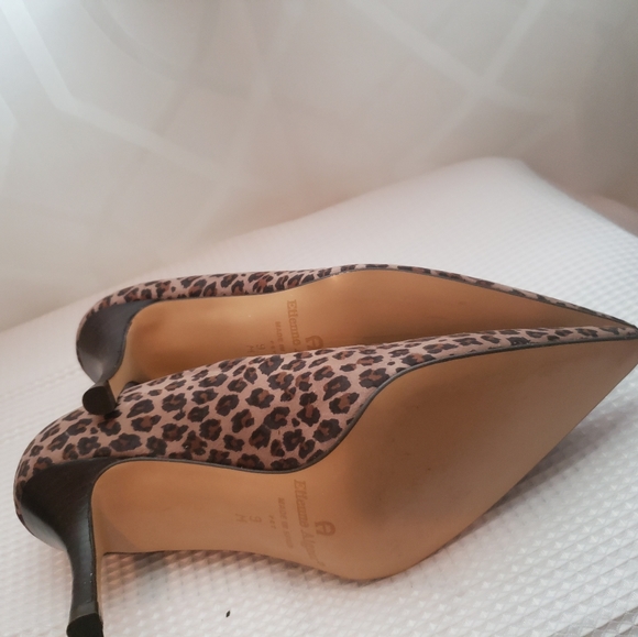 Etienne Aigner Pumps - Picture 3 of 3